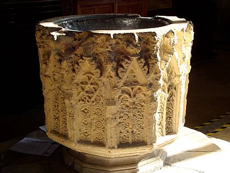 Patrington - The Font